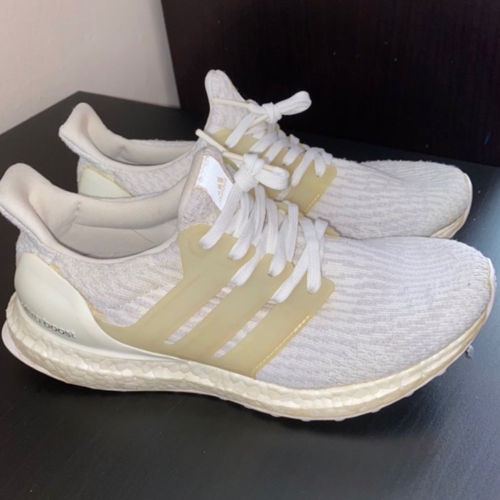 Adidas Ultra Boost White Women 6.5 Men 5.5 NWOT